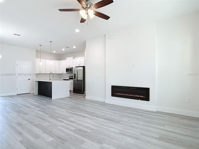 18374 ELGIN AVENUE, Port Charlotte, FL 33948