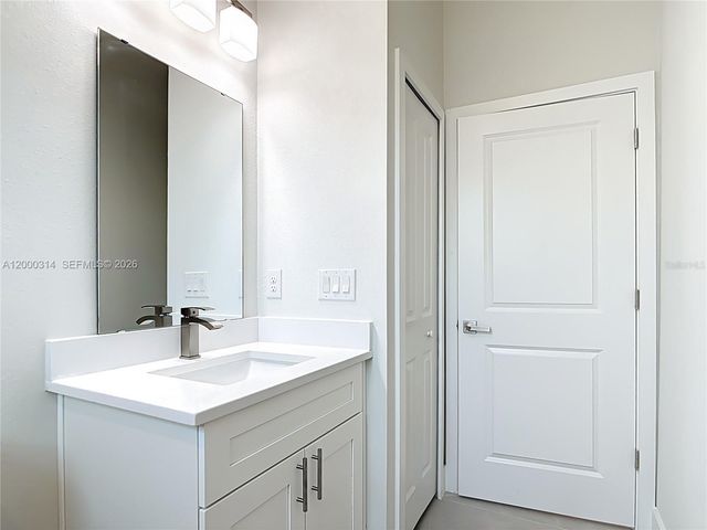 18374 ELGIN AVENUE, Port Charlotte, FL 33948