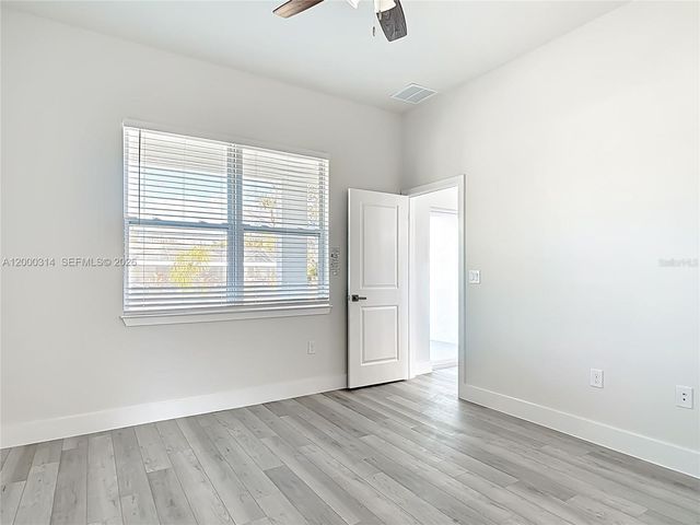 18374 ELGIN AVENUE, Port Charlotte, FL 33948