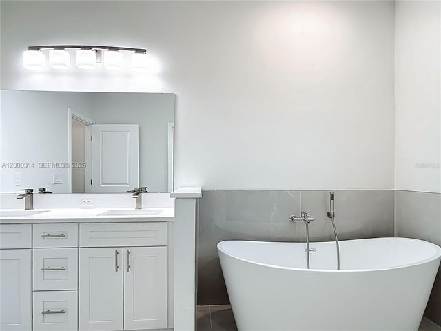 18374 ELGIN AVENUE, Port Charlotte, FL 33948