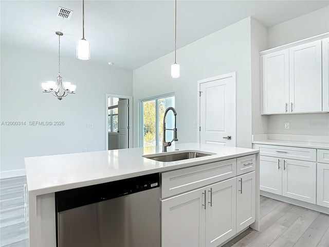 18374 ELGIN AVENUE, Port Charlotte, FL 33948