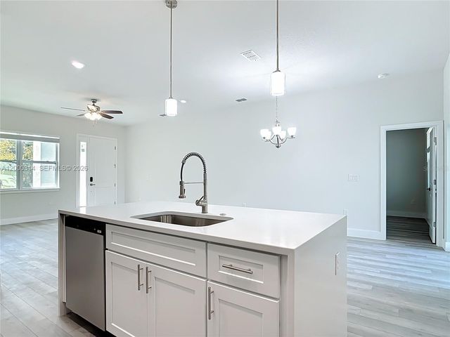 18374 ELGIN AVENUE, Port Charlotte, FL 33948