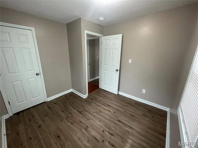 6155 Emerald Avenue, St Louis, MO 63135