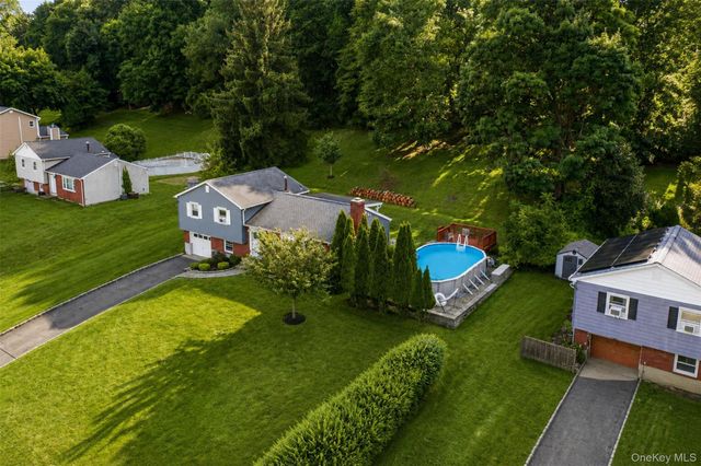 617 Cardinal Road, Cortlandt Manor, NY 10567