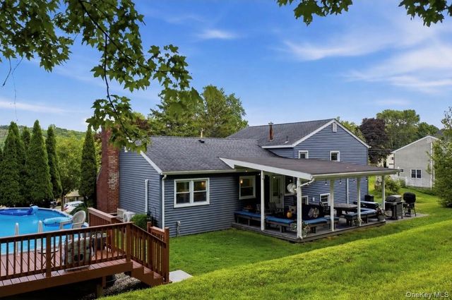 617 Cardinal Road, Cortlandt Manor, NY 10567