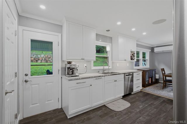 617 Cardinal Road, Cortlandt Manor, NY 10567