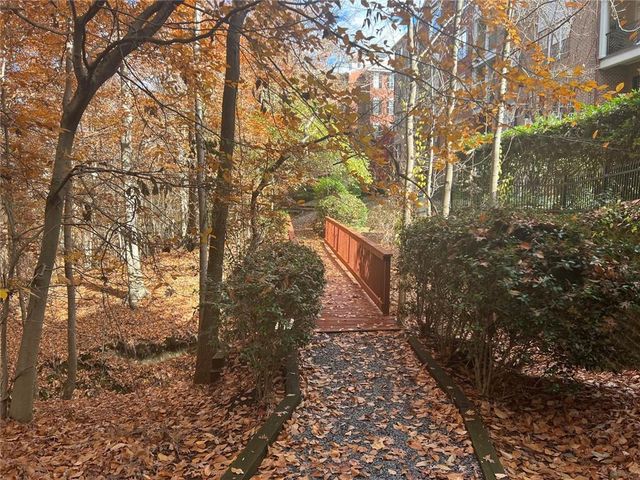 4855 Ivy Ridge Drive SE 305, Atlanta, GA 30339