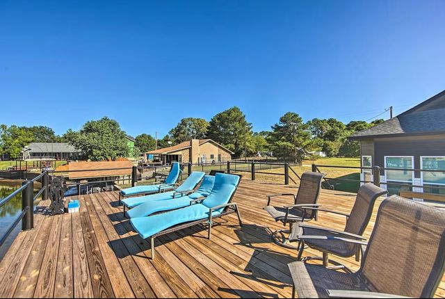 119 Hilltop Drive, Trinidad, TX 75163