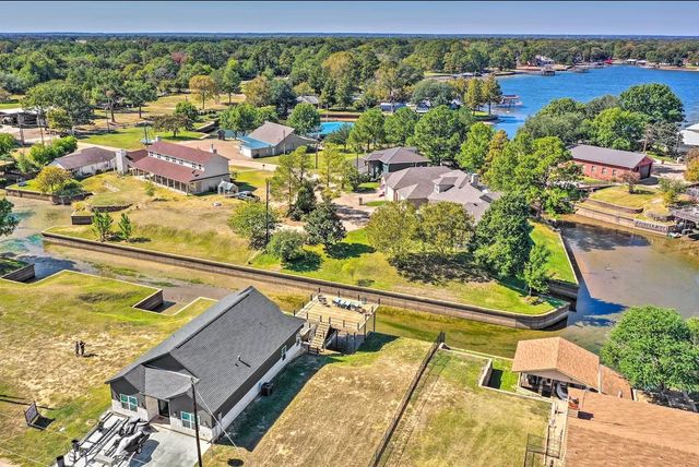 119 Hilltop Drive, Trinidad, TX 75163