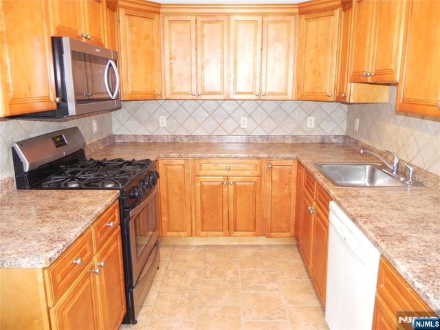 88 Lenox Avenue 1, Dumont, NJ 07628