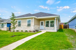 5623 Midcrown, San Antonio, TX 78218