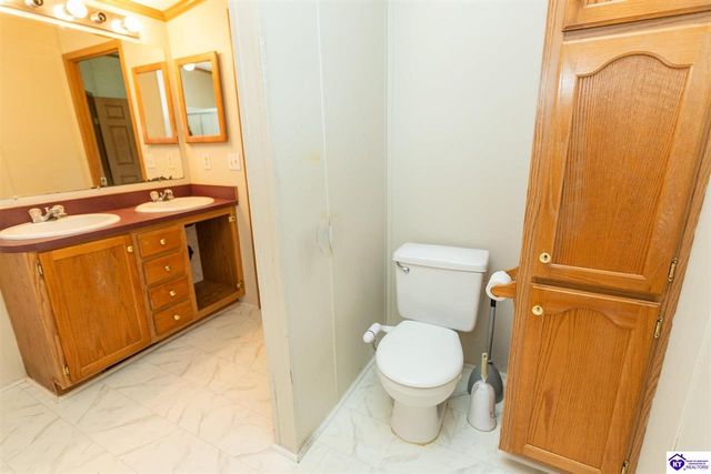 109 Carriage Way, Elizabethtown, KY 42701
