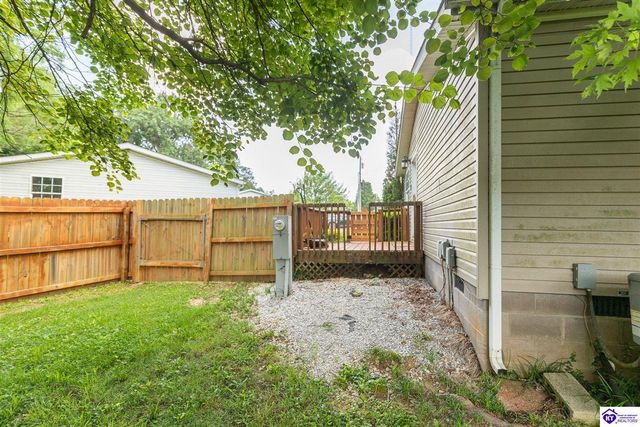 109 Carriage Way, Elizabethtown, KY 42701