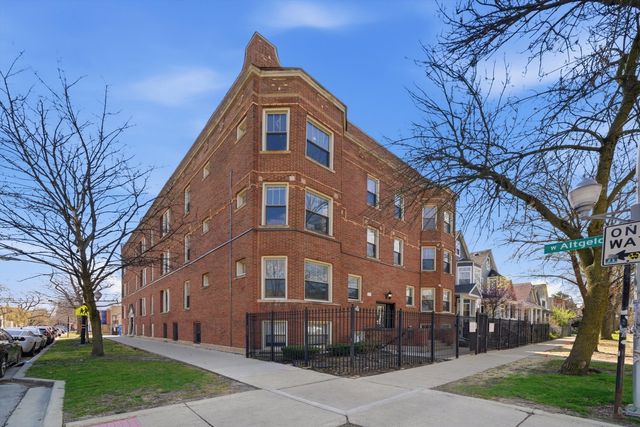 2453 N Spaulding Avenue 3, Chicago, IL 60647