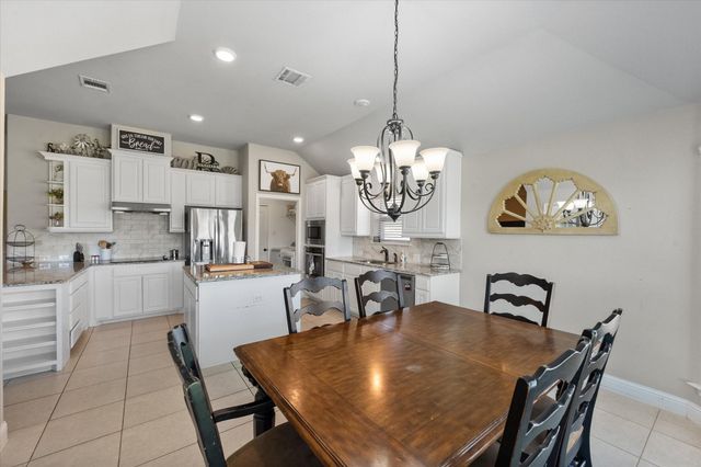 12405 Cedar Knoll Drive, Fort Worth, TX 76028
