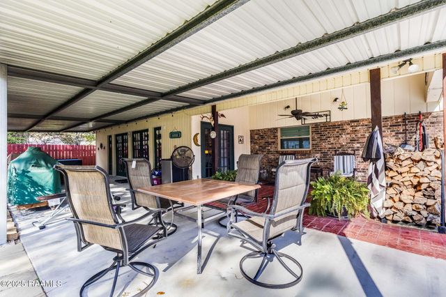 206 Elmwood Drive, Lafayette, LA 70503