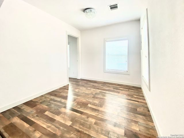 3237 COLIMA ST, San Antonio, TX 78207