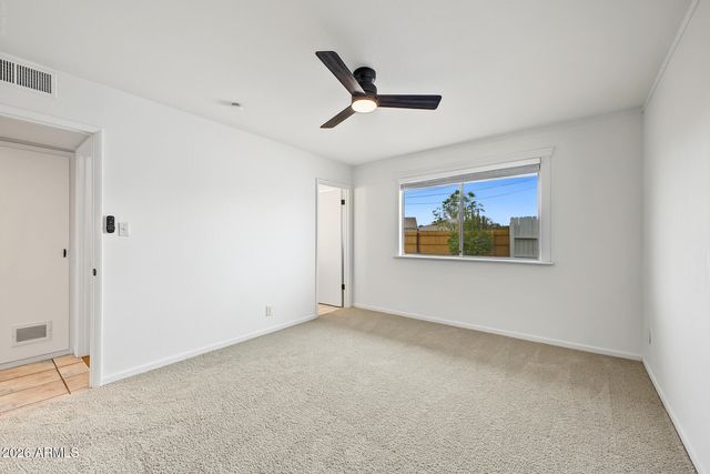 12214 N AUGUSTA Drive, Sun City, AZ 85351