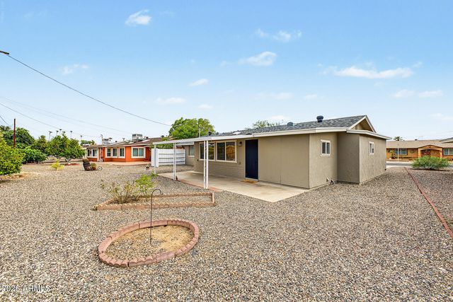 12214 N AUGUSTA Drive, Sun City, AZ 85351