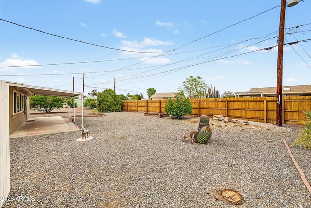 12214 N AUGUSTA Drive, Sun City, AZ 85351