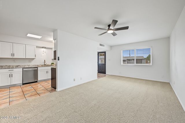 12214 N AUGUSTA Drive, Sun City, AZ 85351