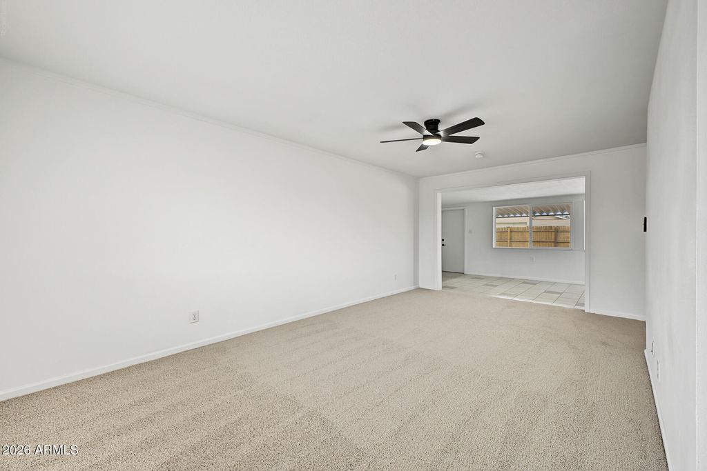 12214 N AUGUSTA Drive, Sun City, AZ 85351 — photo 4
