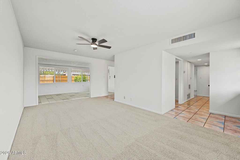 12214 N AUGUSTA Drive, Sun City, AZ 85351 — photo 5