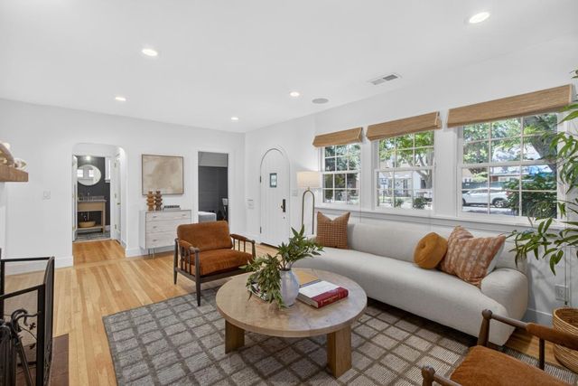 3313 Cutter Way, Sacramento, CA 95818