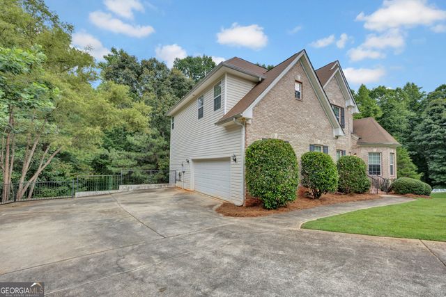 60 Thornberry Way, Covington, GA 30016