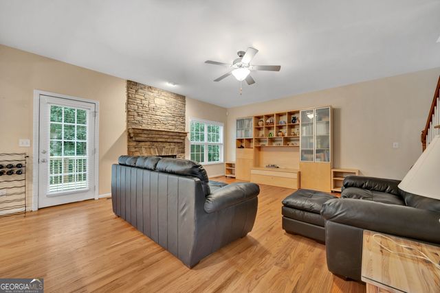 60 Thornberry Way, Covington, GA 30016