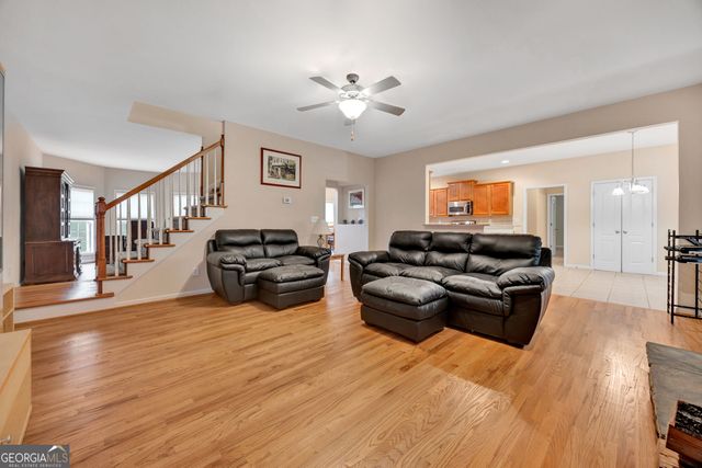 60 Thornberry Way, Covington, GA 30016