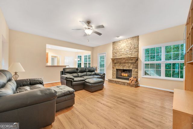 60 Thornberry Way, Covington, GA 30016