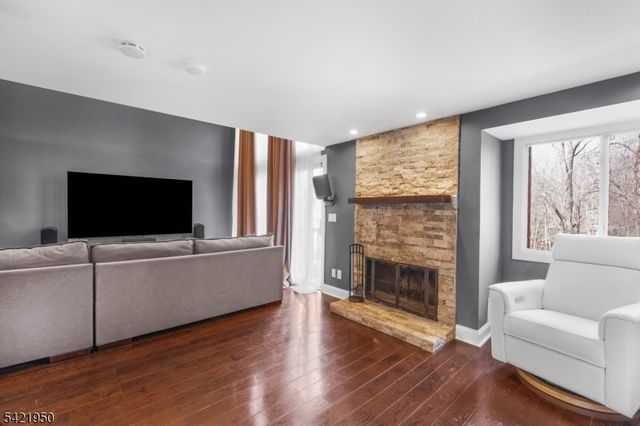 13 Village Way 2, Vernon Twp., NJ 07462