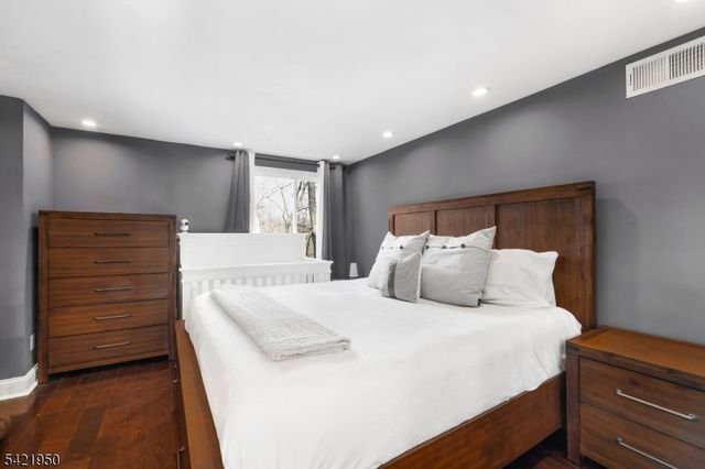 13 Village Way 2, Vernon Twp., NJ 07462