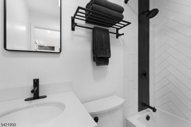 13 Village Way 2, Vernon Twp., NJ 07462