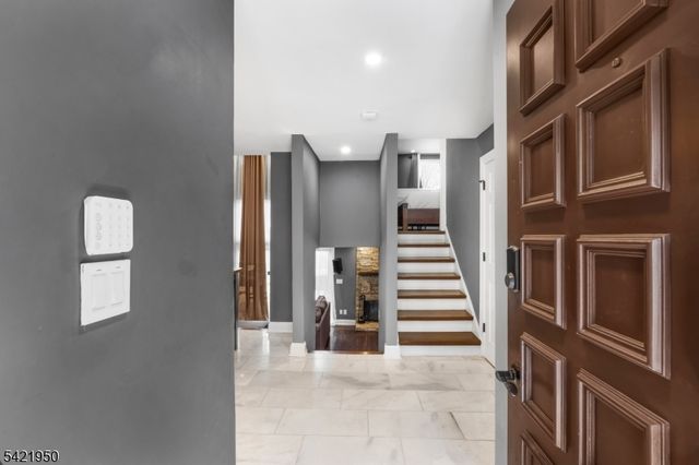 13 Village Way 2, Vernon Twp., NJ 07462