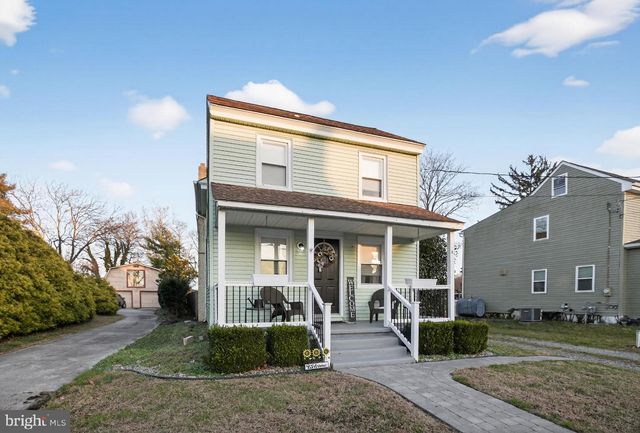 8 LAKE ST, Mullica Hill, NJ 08062