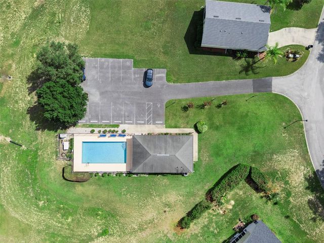 77 FAIRWAY CIRCLE 101, Umatilla, FL 32784
