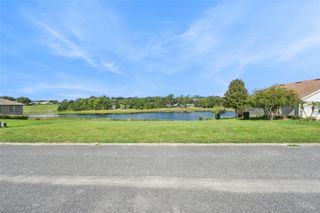 77 FAIRWAY CIRCLE 101, Umatilla, FL 32784