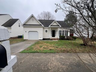 616 Hanska Way, Raleigh, NC 27610