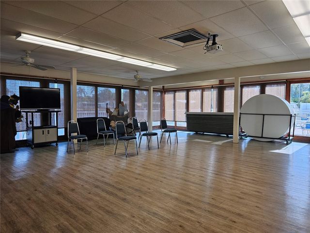 18675 US HIGHWAY 19 N 498, Clearwater, FL 33764