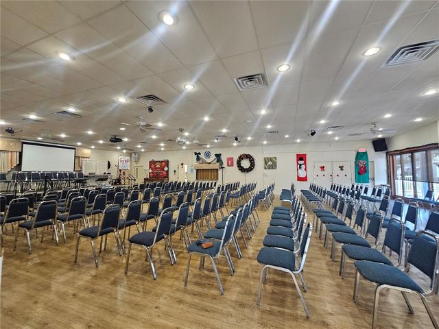 18675 US HIGHWAY 19 N 498, Clearwater, FL 33764