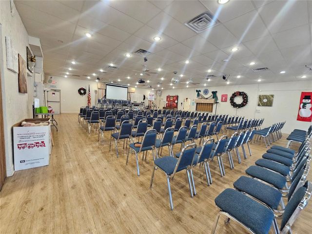 18675 US HIGHWAY 19 N 498, Clearwater, FL 33764