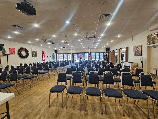 18675 US HIGHWAY 19 N 498, Clearwater, FL 33764