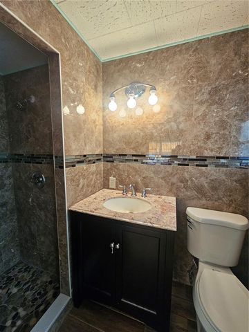 18675 US HIGHWAY 19 N 498, Clearwater, FL 33764