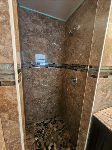 18675 US HIGHWAY 19 N 498, Clearwater, FL 33764