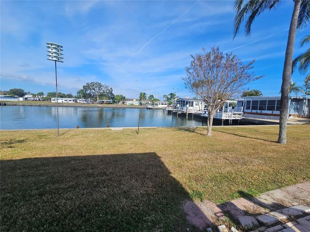 18675 US HIGHWAY 19 N 498, Clearwater, FL 33764