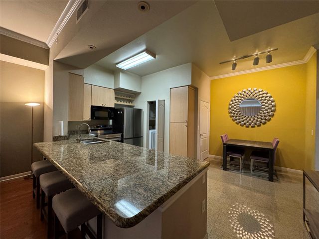3225 Turtle Creek Boulevard 310, Dallas, TX 75219
