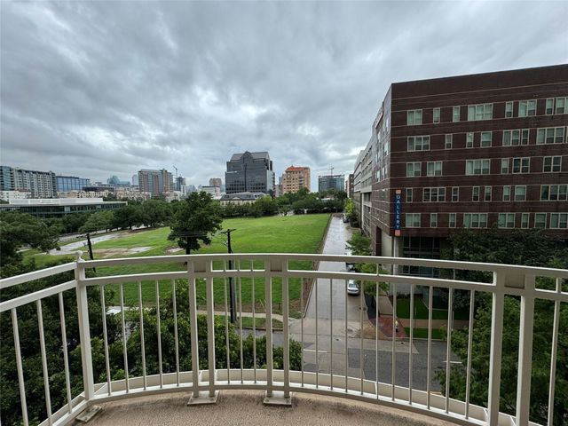 3225 Turtle Creek Boulevard 310, Dallas, TX 75219