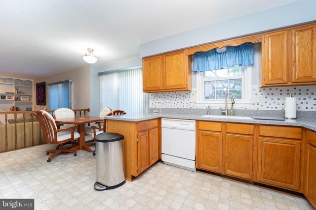 10531 HUNTERS WAY, Laurel, MD 20723